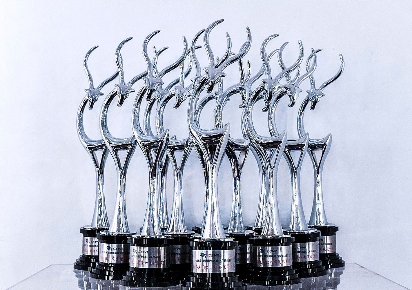 第六屆環青海湖（國際）電動汽車挑戰賽，眾泰E200 Pro、眾泰Z500EV Pro榮獲13項大獎